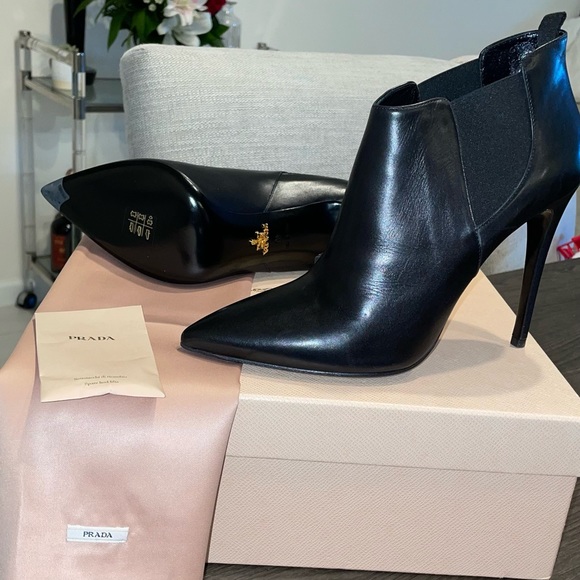 Prada booties size 40 - Picture 3 of 10
